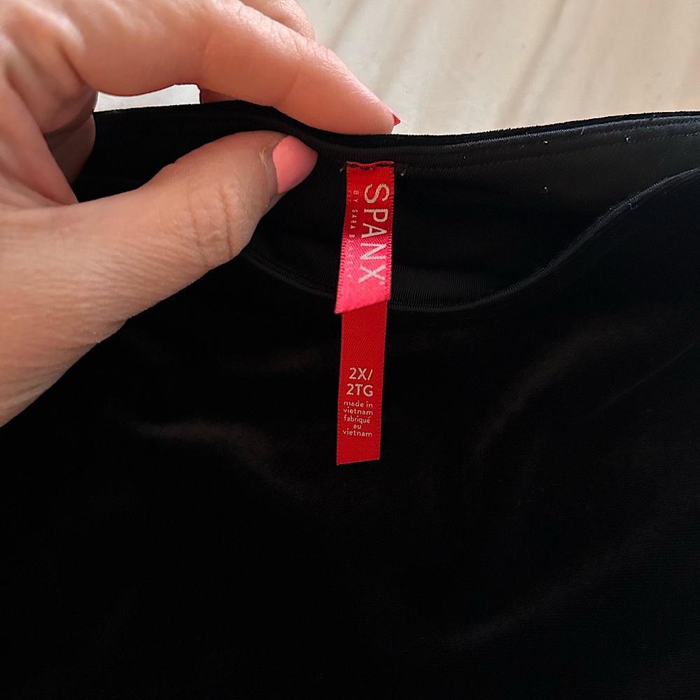 Women’s black velvet Spanx leggings size 2x EUC